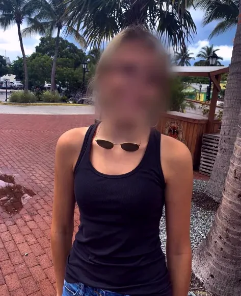 Caroline, 20