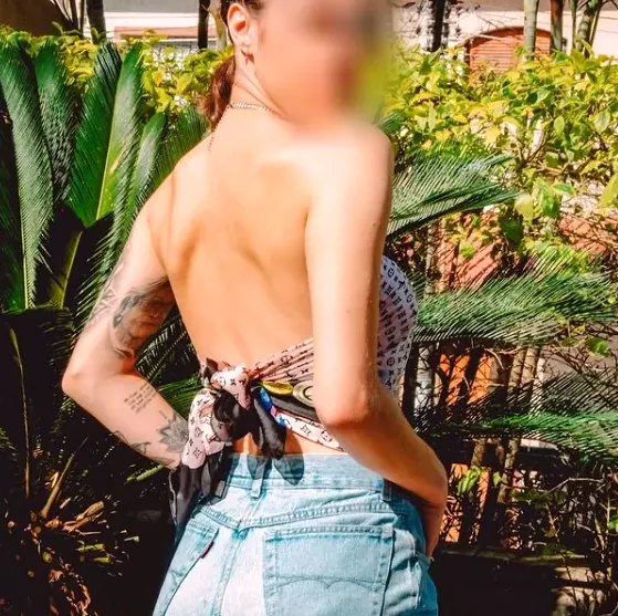 Marianne, 29