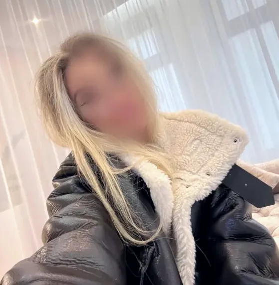Michelle, 33