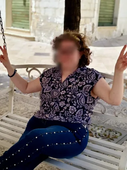 Sofie, 27